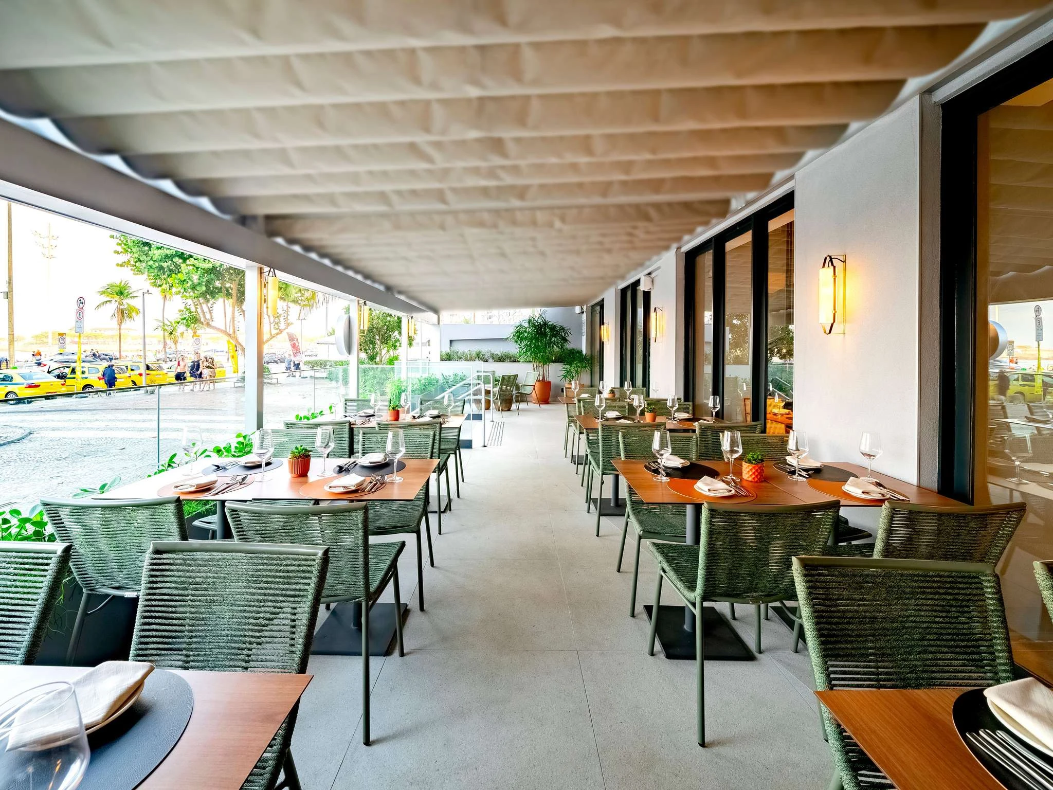 Pôr do Sol Premium - Menu Brasileiro & Champagne