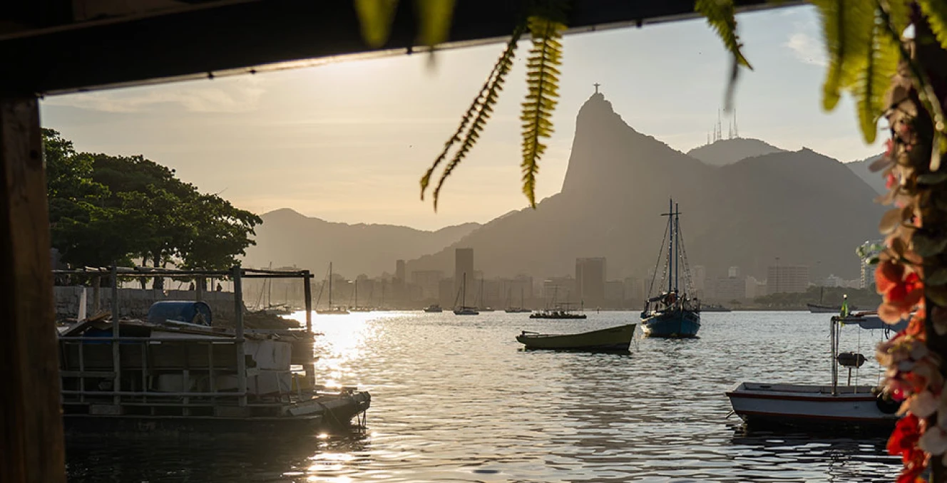 Restaurante Flutuante - Almoço na Urca
