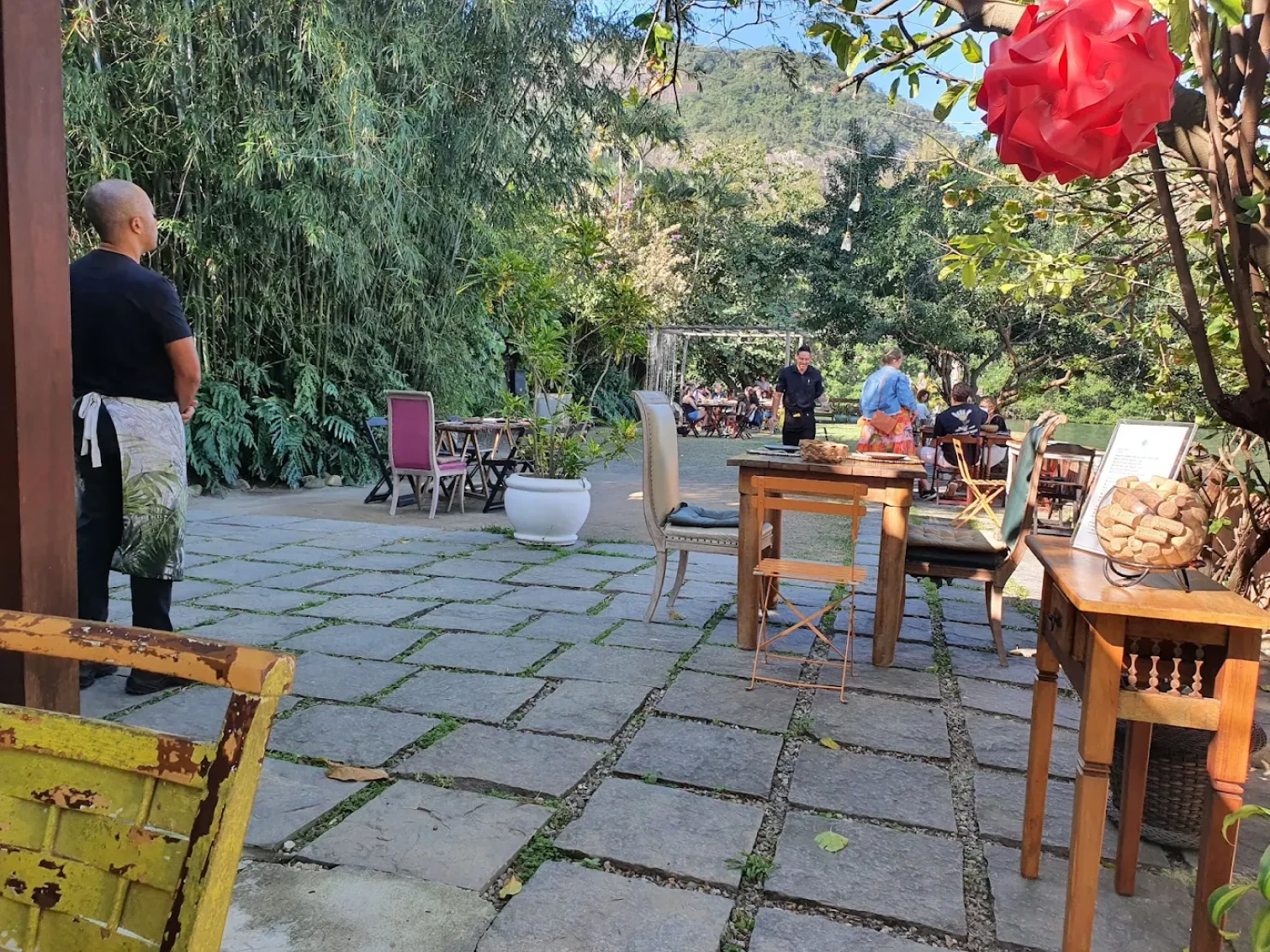 Refuge on Ilha da Gigóia - Italian Cuisine