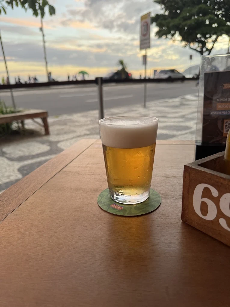 Boteco Raiz de Ipanema - Música ao Vivo & Mar