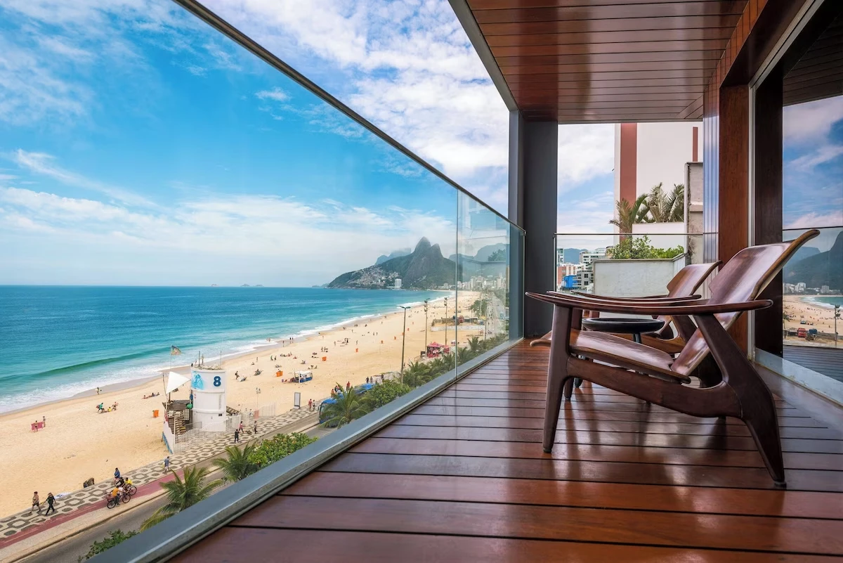 Piscina Infinita Fasano - Vista de Ipanema ao Arpoador