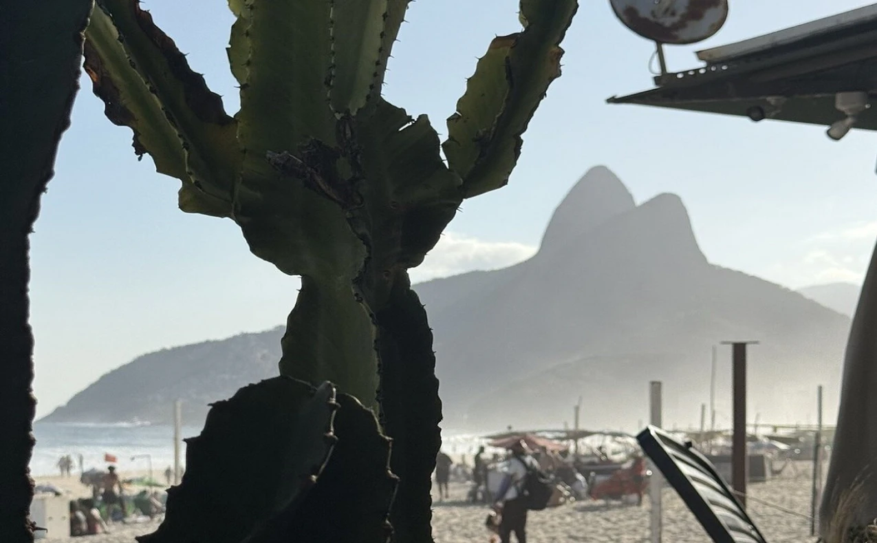 Pôr do Sol na Areia - Beach Club em Ipanema