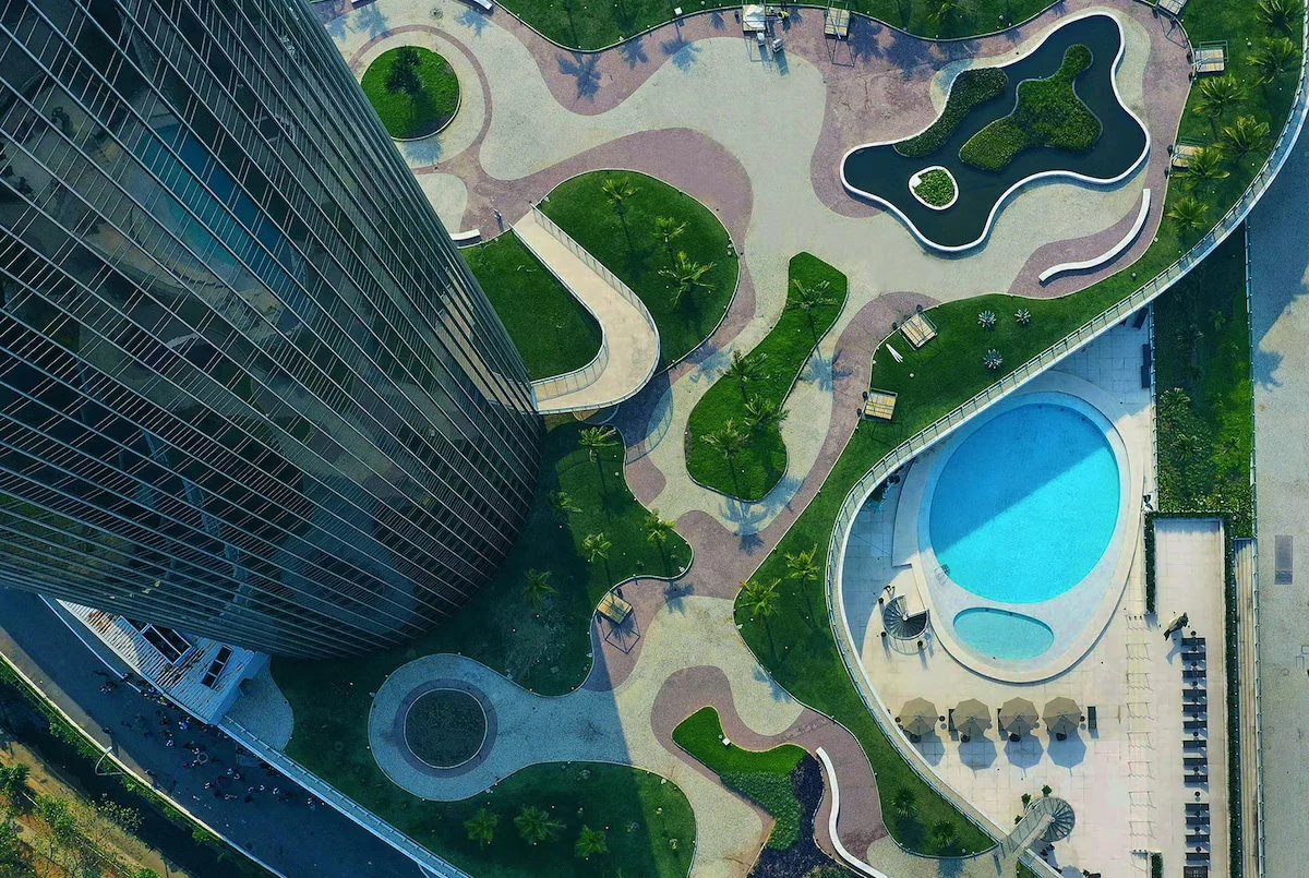 Ícone de Niemeyer - Piscina Rooftop em São Conrado