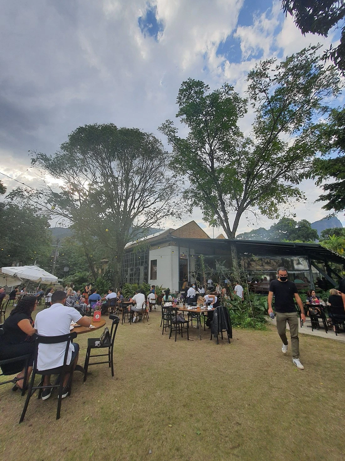 Brewpub no Jockey - Cervejas Artesanais & Jardim
