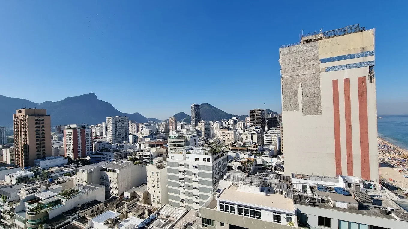 Carioca Bossa in Leblon - Pool & Cagarras View