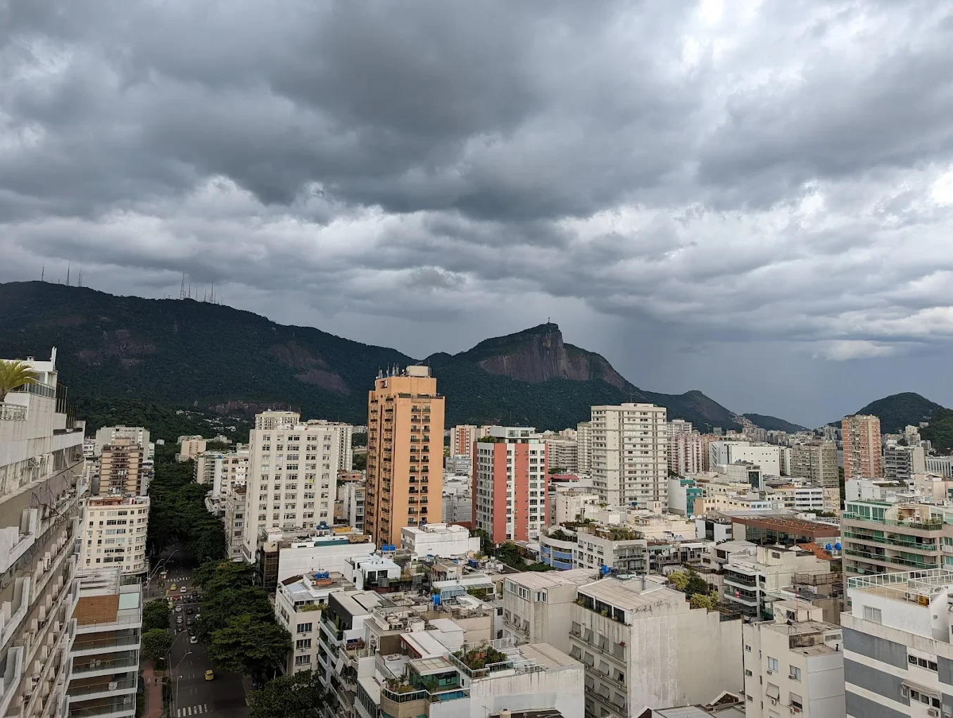Bossa Carioca no Leblon - Piscina & Vista das Cagarras