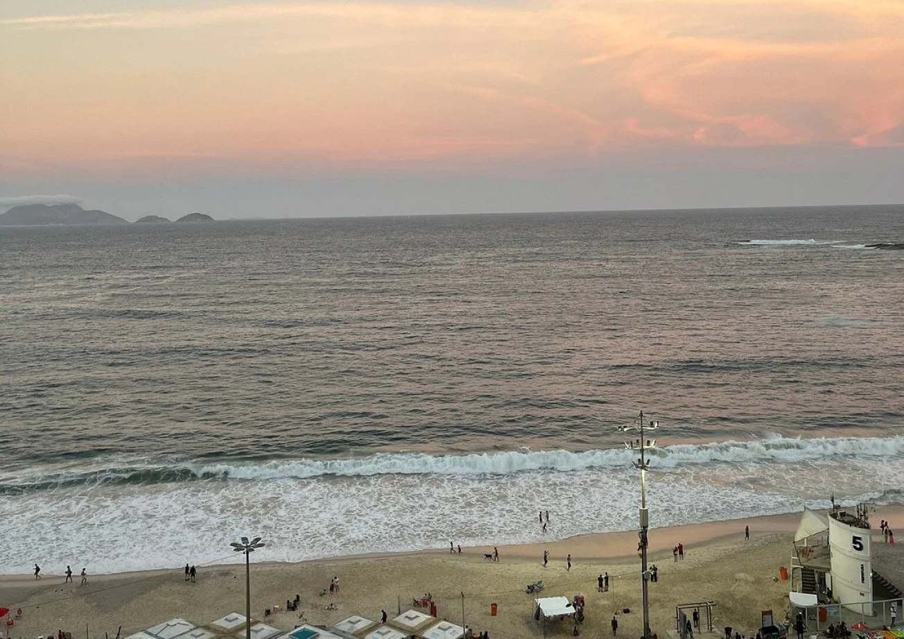 Clima de Festa em Copacabana - Cocktails & Vista