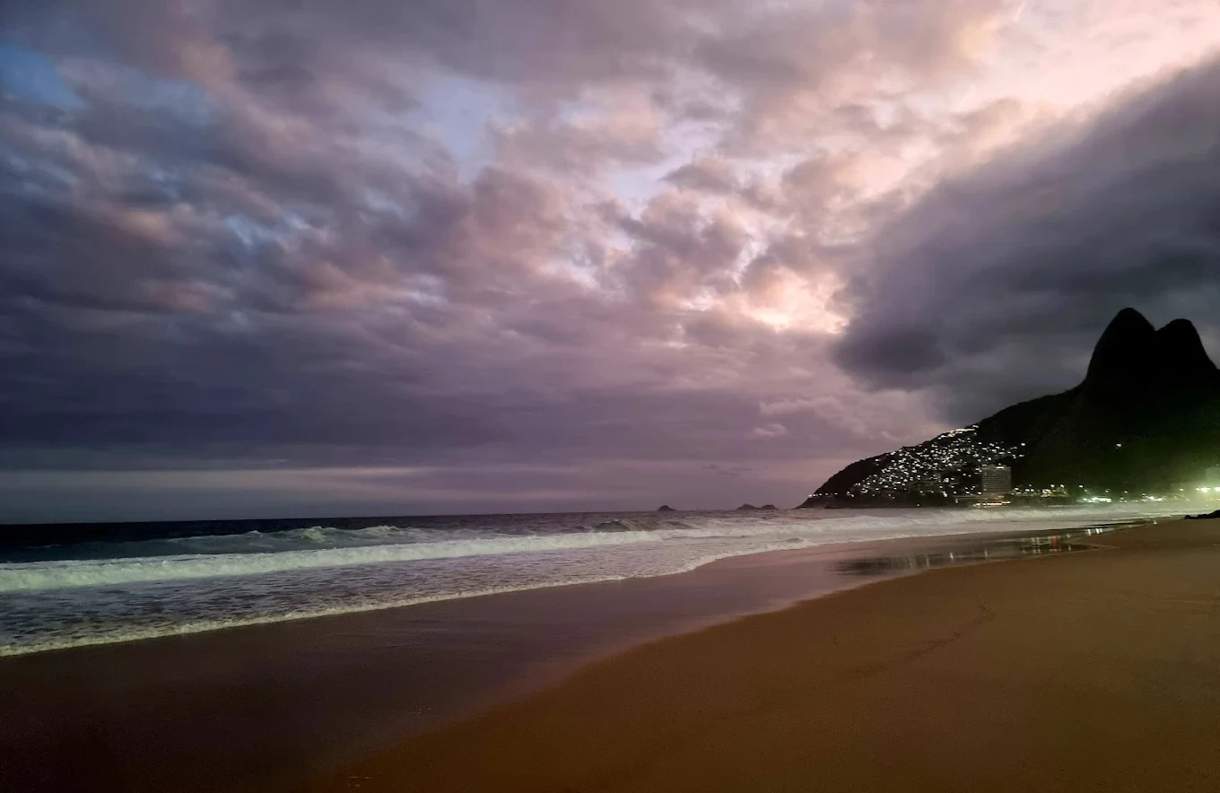 Espreguiçadeira VIP em Ipanema - Vista dos Dois Irmãos
