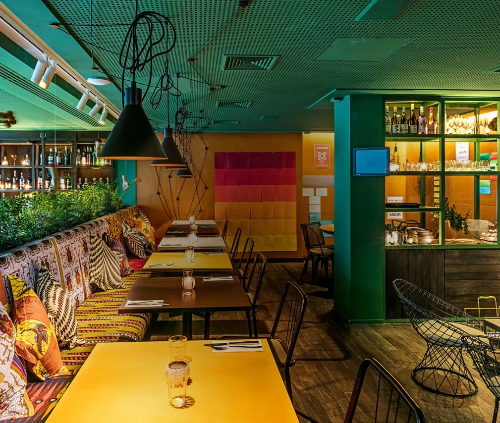 Terrace in the Heart of Ipanema - Tropical Drinks