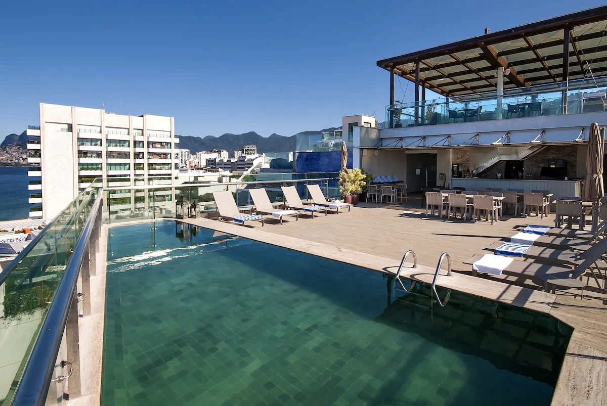 Pool Day em Ipanema - Mojitos & Vista do Arpoador
