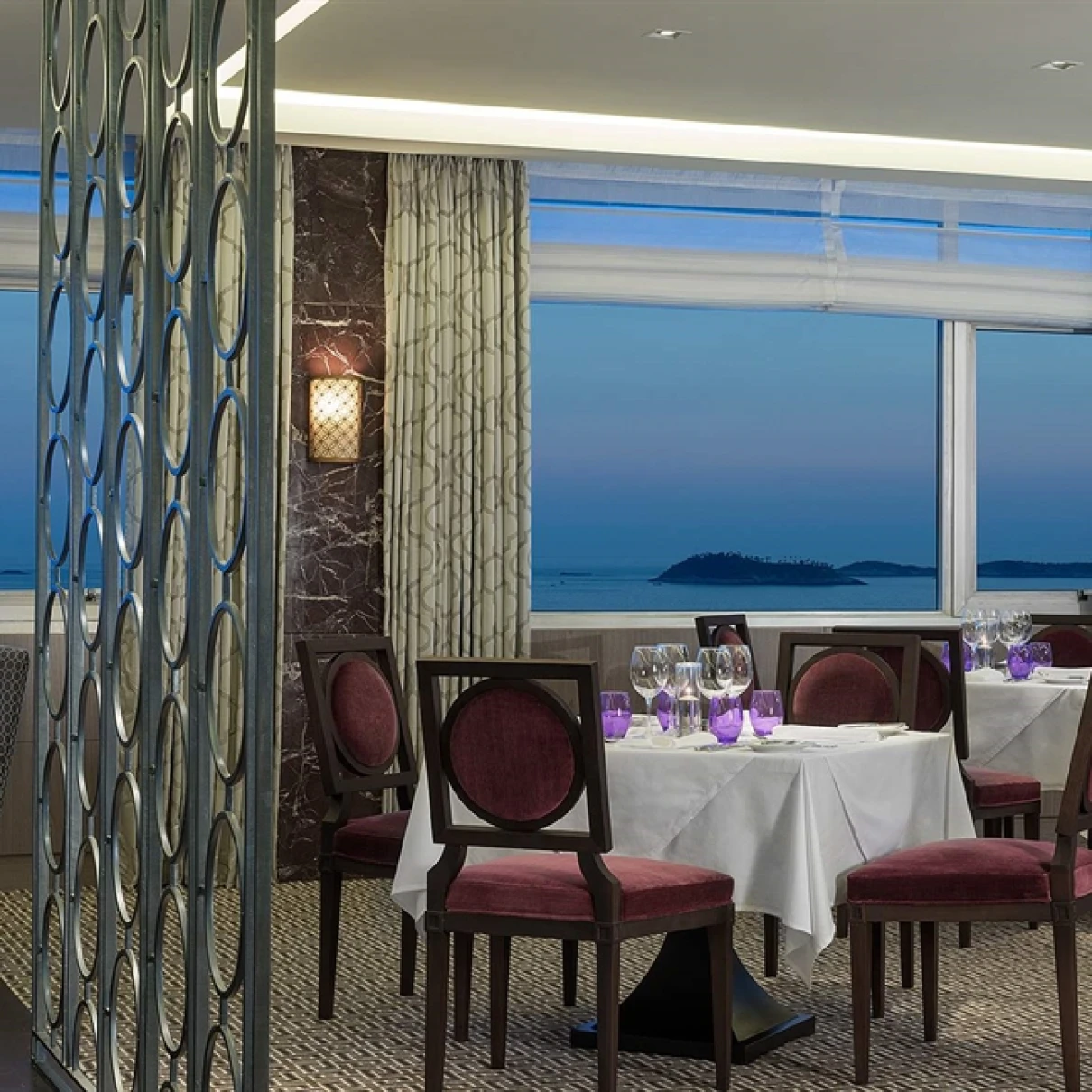 French Fine Dining - 26th Floor with a View – L'Etoile (Sheraton Grand)