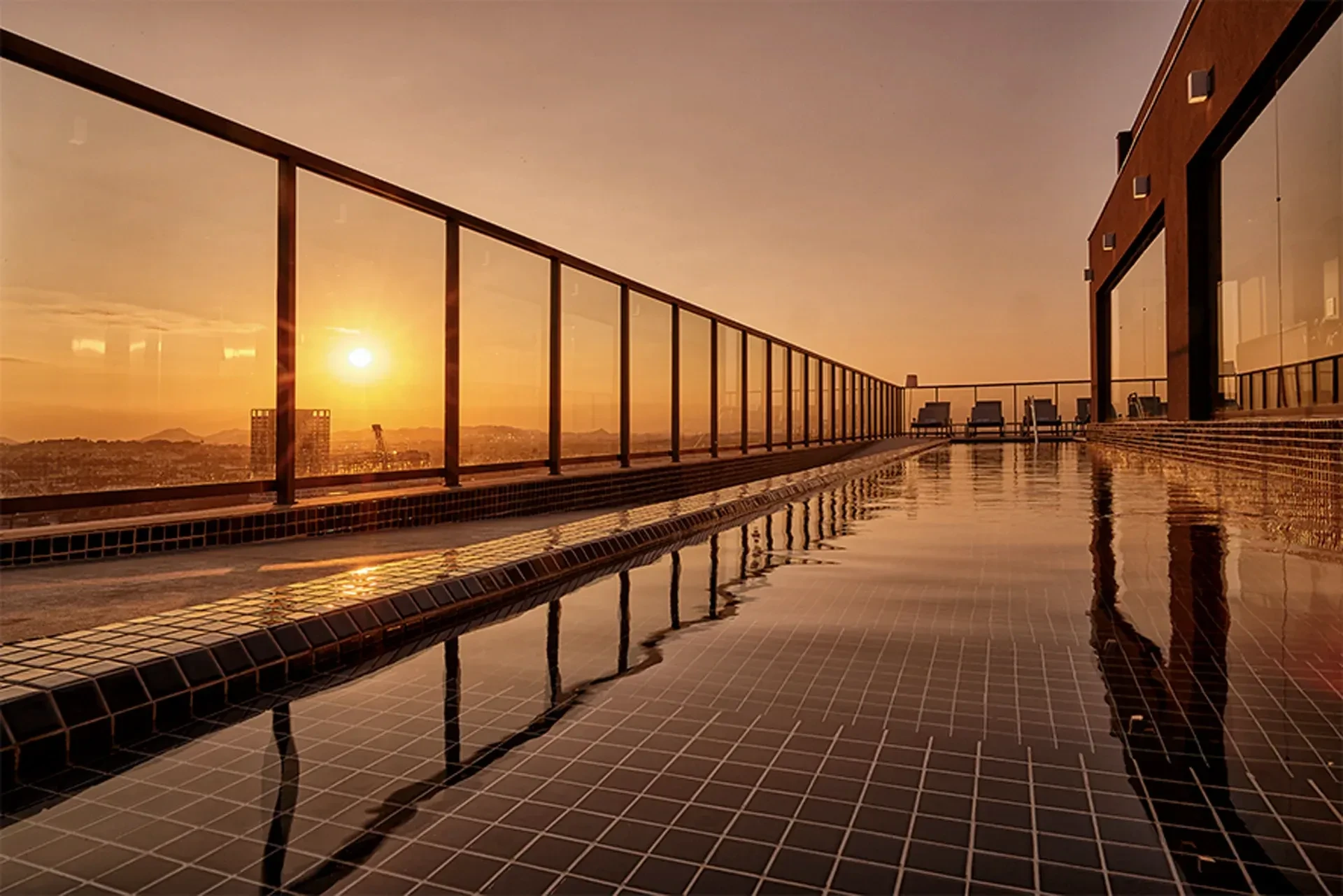 Porto Revitalizado - Piscina & Tour Cultural